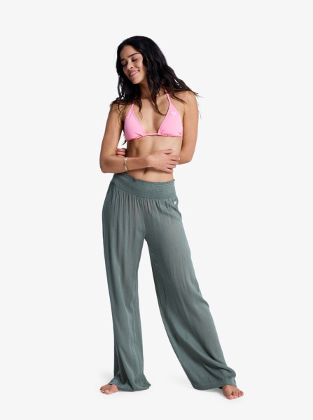 Roxy Along The Sunset